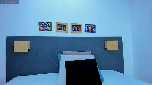 iamdoll online show from 04/22/26, 07:59