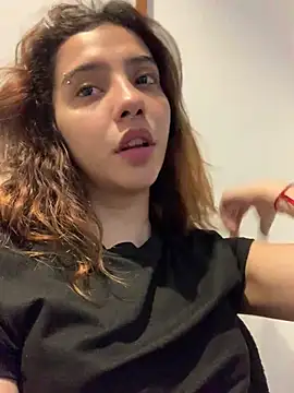 MiaaCute- online show from 04/28/26, 10:15