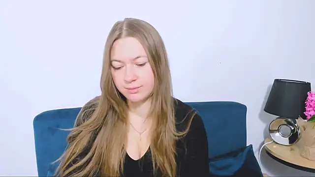 LeaNaughty online show from 11/24/25, 07:41