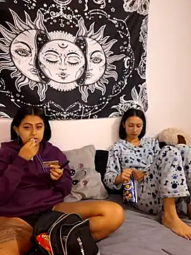emily n abby online show from 07/08/26, 01:26