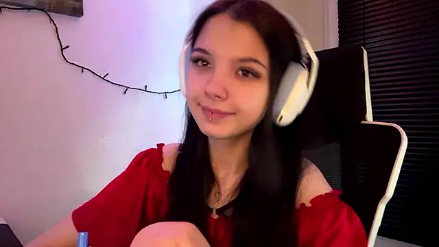 Snapshot of HanaMantanaDell chatting on 02/13/26, 03:08 HanaMantanaDell online show from 02/13/26, 03:08