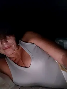 Luna 7777 online show from 10/26/25, 11:09