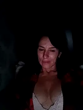 Luna 7777 online show from 10/29/25, 10:44