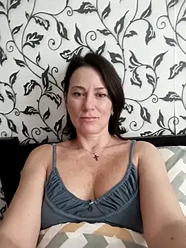 Luna 7777 online show from 02/18/26, 12:45