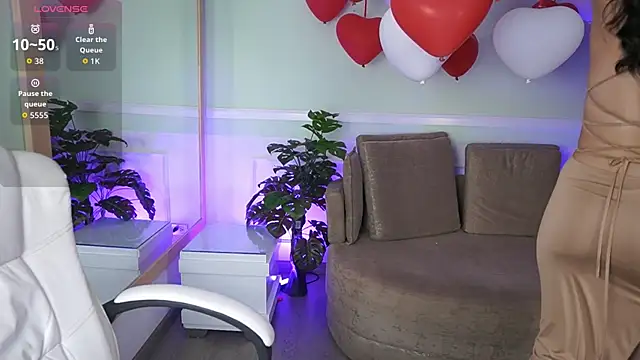 EmilyTurneer online show from 02/21/26, 07:04