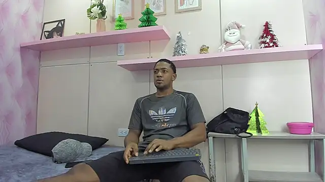 Snapshot of Stevenbrand chatting on 11/24/25, 05:01 Stevenbrand online show from 11/24/25, 05:01