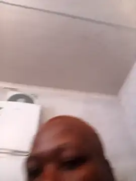 Roronae online show from 11/12/25, 09:53