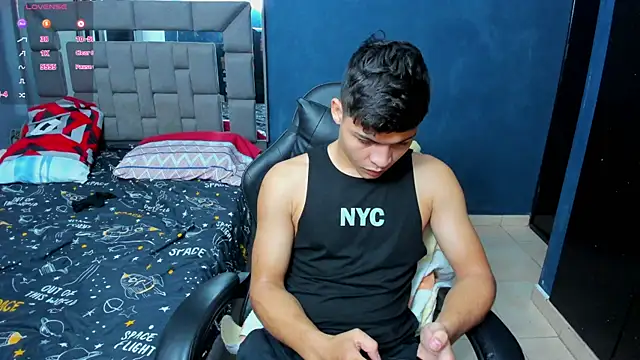 baby david 03 online show from 02/18/26, 04:52