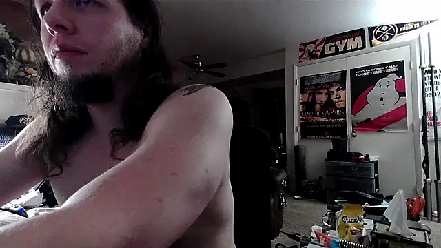 biggerisbetter12 online show from 10/20/25, 10:27