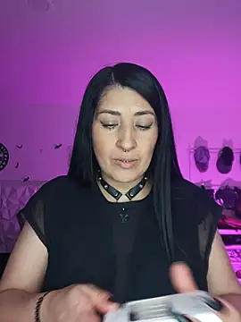 dark velvet online show from 10/31/25, 02:56