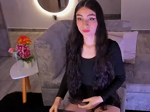 BritanyLnx online show from 04/25/26, 12:46