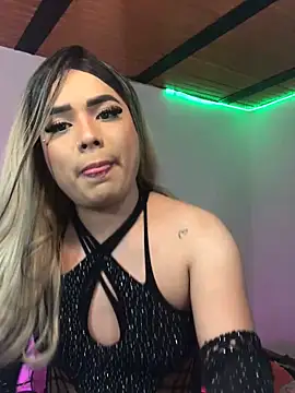 Snapshot of Shopia_fox777 chatting on 11/05/25, 08:31 Shopia fox777 online show from 11/05/25, 08:31