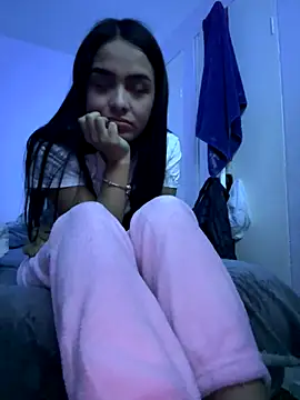 sexywiffeee online show from 10/25/25, 06:54