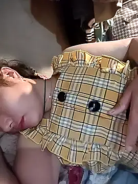 Snapshot of Sinhlinh2020 chatting on 11/04/25, 10:20 Sinhlinh2020 online show from 11/04/25, 10:20