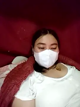 Snapshot of Sinhlinh2020 chatting on 11/11/25, 12:38 Sinhlinh2020 online show from 11/11/25, 12:38