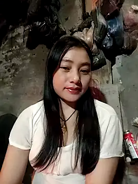 Snapshot of Sinhlinh2020 chatting on 11/13/25, 06:01 Sinhlinh2020 online show from 11/13/25, 06:01