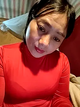 Snapshot of Sinhlinh2020 chatting on 11/24/25, 10:04 Sinhlinh2020 online show from 11/24/25, 10:04