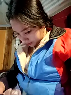 Snapshot of Sinhlinh2020 chatting on 11/29/25, 01:19 Sinhlinh2020 online show from 11/29/25, 01:19