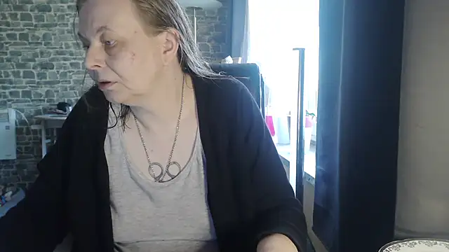 Diamond Bite online show from 10/30/25, 09:33