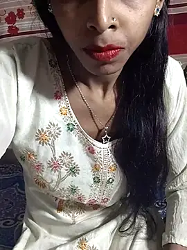 Snapshot of Itz_Aisha__ chatting on 12/04/25, 06:12 Itz Aisha online show from 12/04/25, 06:12