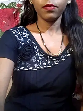 Itz Aisha   online show from 06/05/26, 05:47