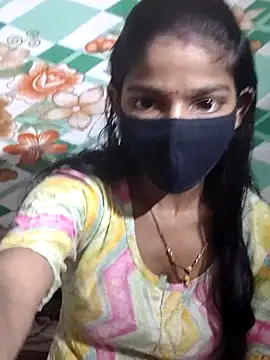 Snapshot of Itz_Aisha__ chatting on 07/05/26, 08:32 Itz Aisha online show from 07/05/26, 08:32