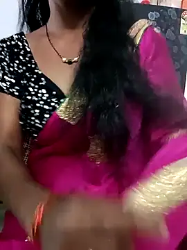 Snapshot of Sravya__ chatting on 10/19/25, 06:36 Sravya online show from 10/19/25, 06:36