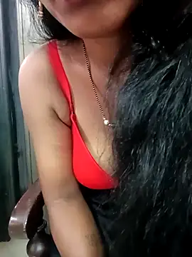 Snapshot of Sravya__ chatting on 10/22/25, 08:03 Sravya online show from 10/22/25, 08:03