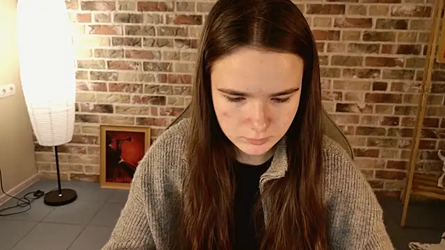 May Bloom online show from 12/19/25, 05:14