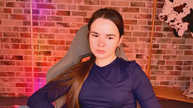 May Bloom online show from 03/07/26, 06:21