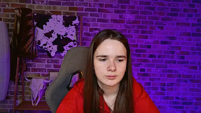 May Bloom online show from 04/23/26, 10:14