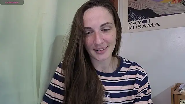 mistressaurora online show from 11/17/25, 05:41