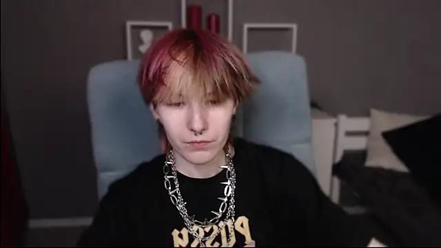 guitarandangell online show from 04/22/26, 07:22