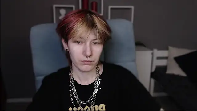 guitarandangell online show from 04/24/26, 07:33