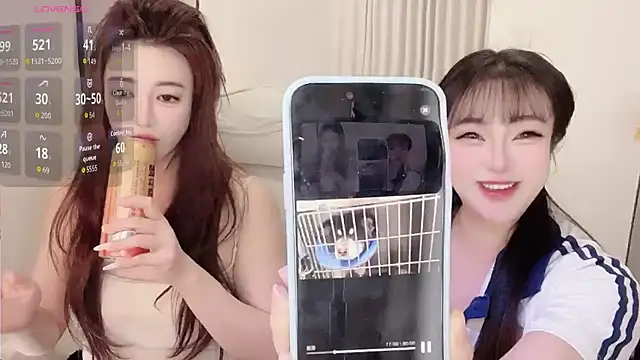 Snapshot of Kinadolly chatting on 12/14/25, 12:54 Kinadolly online show from 12/14/25, 12:54