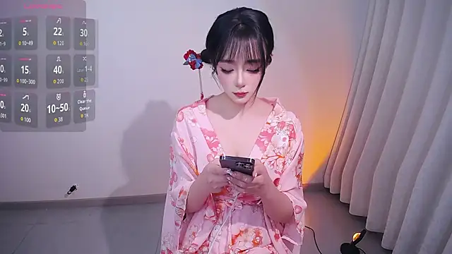Kinadolly online show from 05/12/26, 02:25
