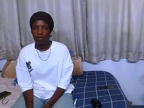 AfricanBarbiee69 online show from 01/08/26, 03:47