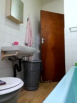 Hotcougar online show from 01/12/26, 07:24