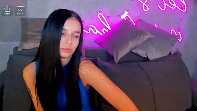 Eva Mayers online show from 11/03/25, 01:19