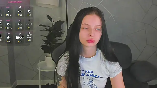 Snapshot of Eva_Mayers chatting on 02/06/26, 12:04 Eva Mayers online show from 02/06/26, 12:04