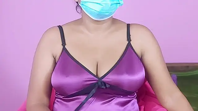 SL queen1 online show from 04/17/26, 04:21