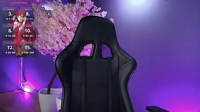 Snapshot of LuanEter chatting on 12/03/25, 02:48 LuanEter online show from 12/03/25, 02:48