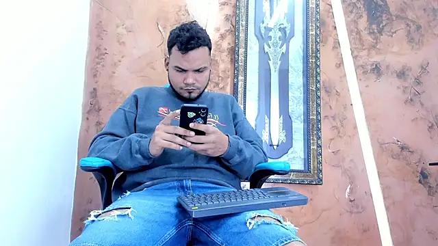 handsome boys22 online show from 12/17/25, 07:42