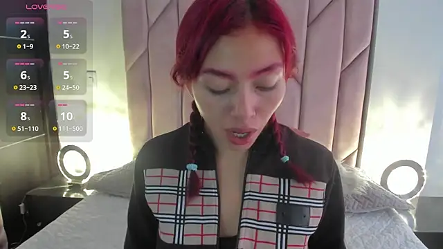 melanie roux   online show from 10/30/25, 12:06