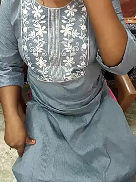 Tamil Rani03 online show from 12/14/25, 04:23