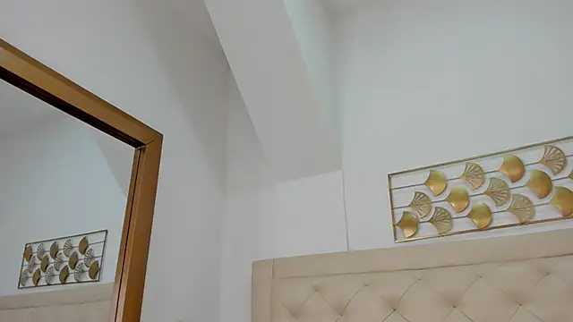 lucia lorenz online show from 01/08/26, 11:34