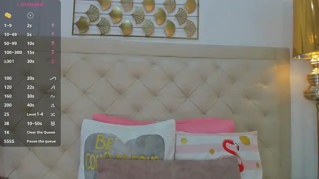 lucia lorenz online show from 02/10/26, 11:25