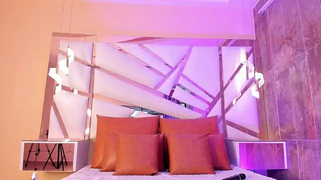 Catalina-Thompson online show from 04/22/26, 11:56