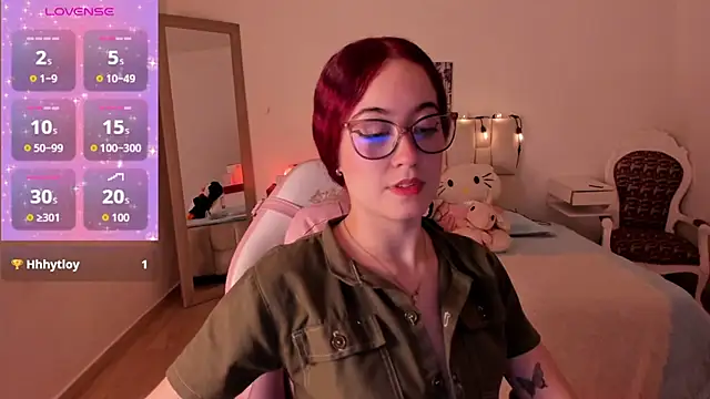 Amaraa couper1 online show from 12/04/25, 04:22