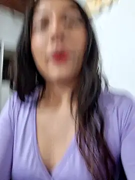 chloebrownn03 online show from 10/29/25, 03:53